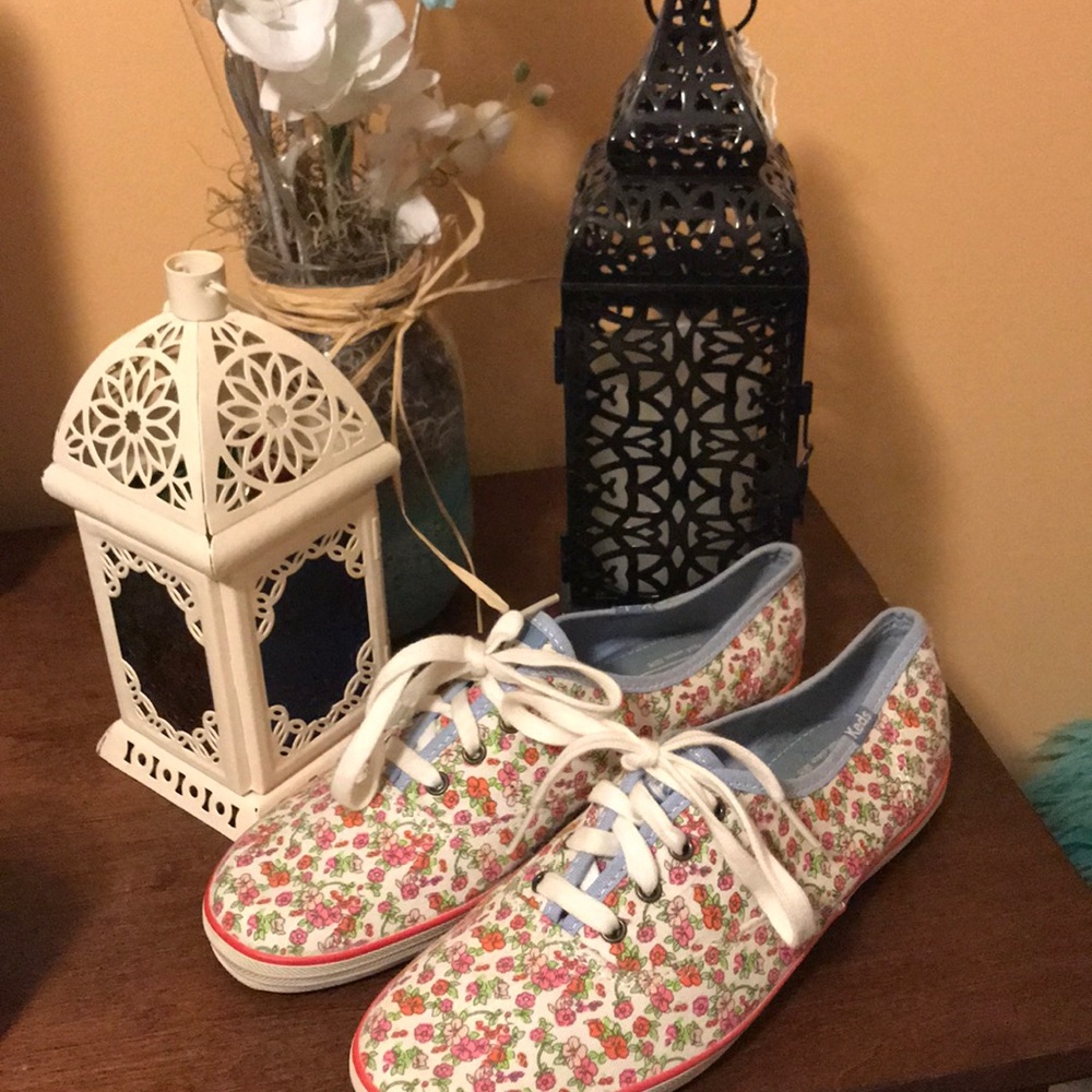 Floral keds lace-up keds sneakers